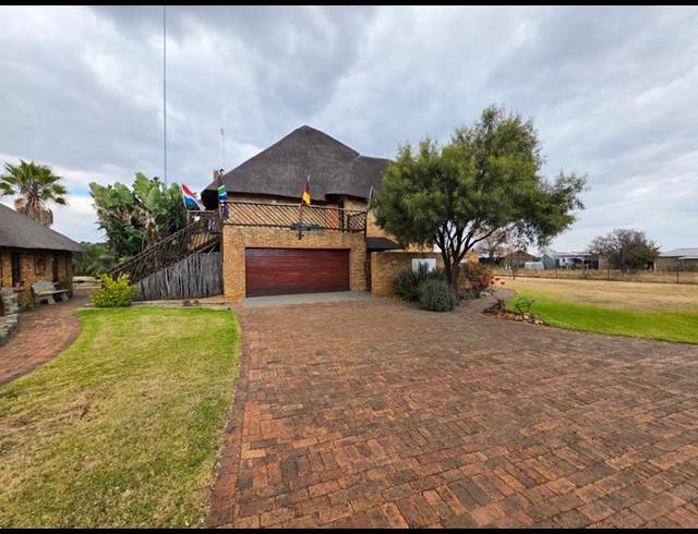 FARM FOR SALE IN MOOILANDE